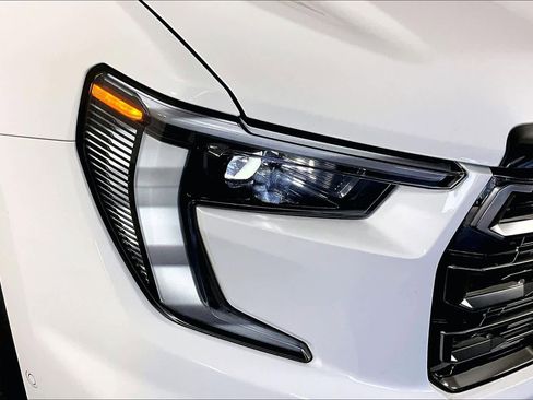 Certified 2025 GMC Acadia AT4 w/ Super Cruise Package image 26