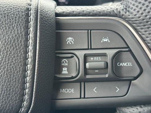 Certified 2025 Toyota Tacoma Trailhunter image 31