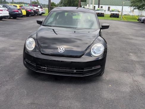 Used 2014 Volkswagen Beetle 2.5 FWD image 3