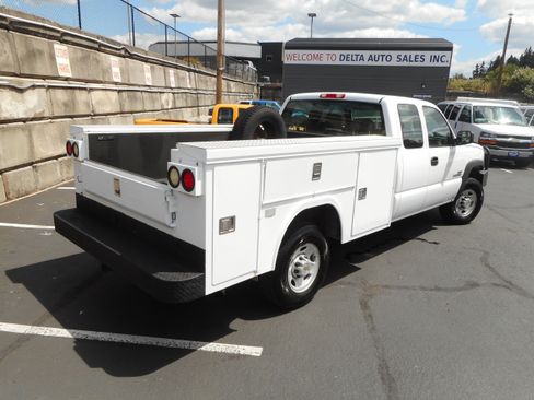 Used 2003 Chevrolet Silverado 2500 4x4 Extended Cab image 10