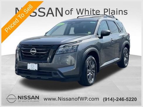 Certified 2023 Nissan Pathfinder SV w/ Black Appearance Package AWD/4WD image 1