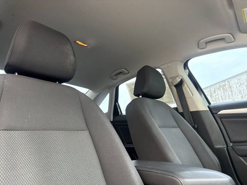 Used 2019 Volkswagen Jetta S FWD image 16