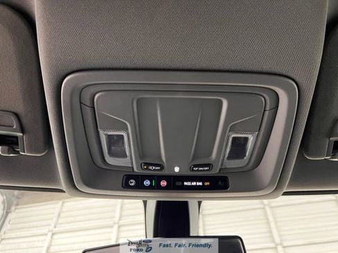 Used 2022 Chevrolet Silverado 1500 Custom image 42