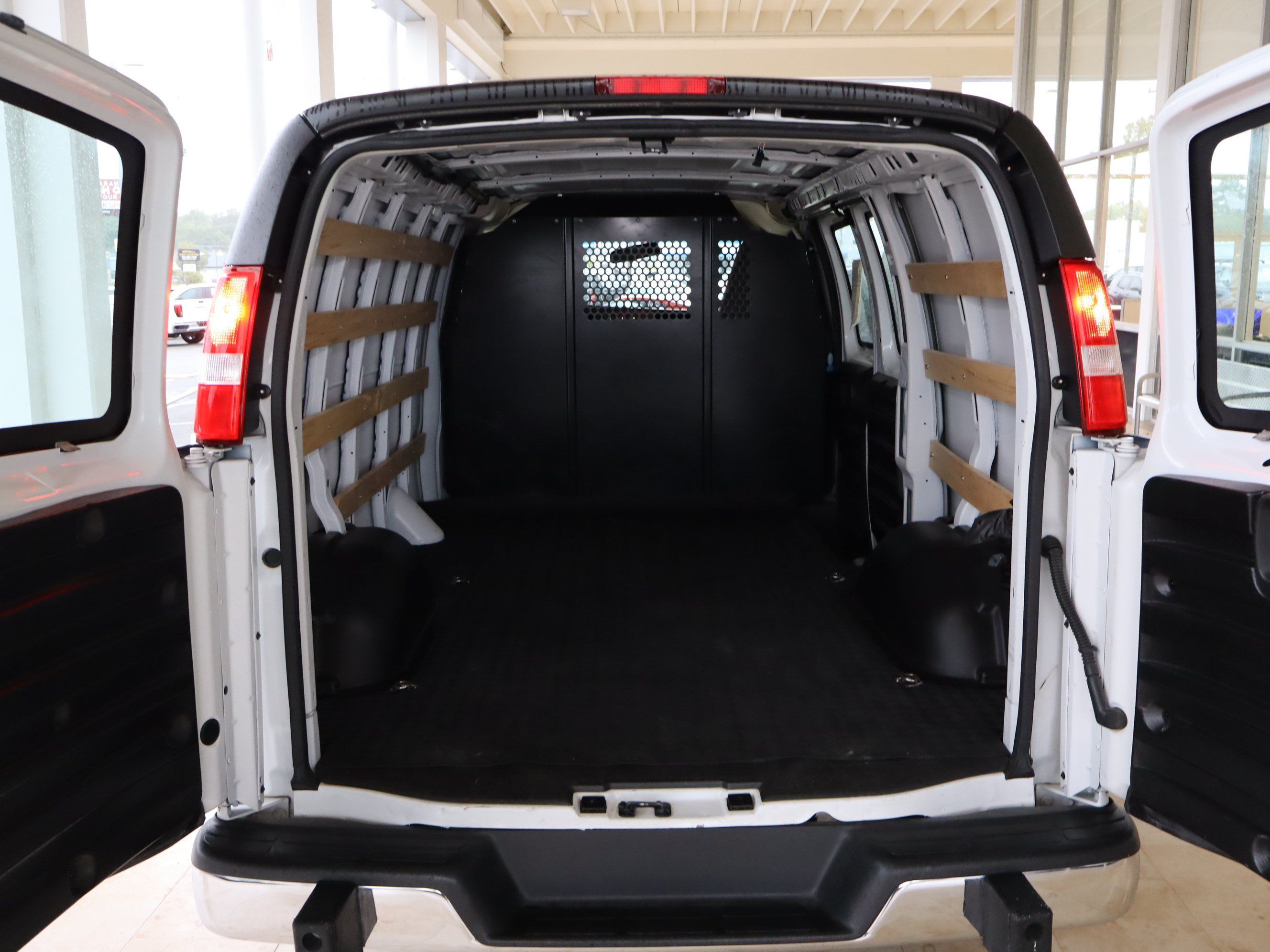 Used 2025 Chevrolet Express 2500 w/ Driver Convenience Package RWD image 25