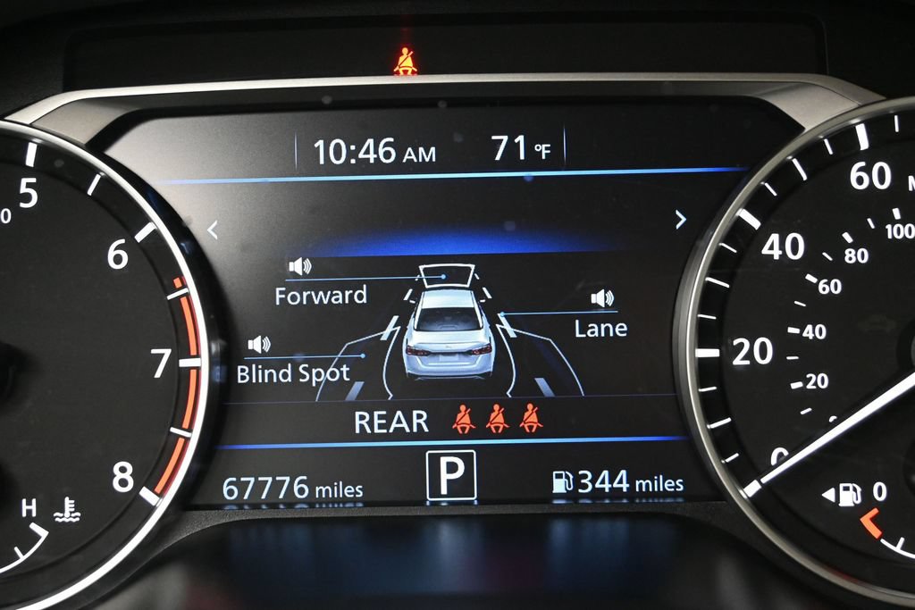 Used 2024 Nissan Altima 2.5 SV FWD image 9