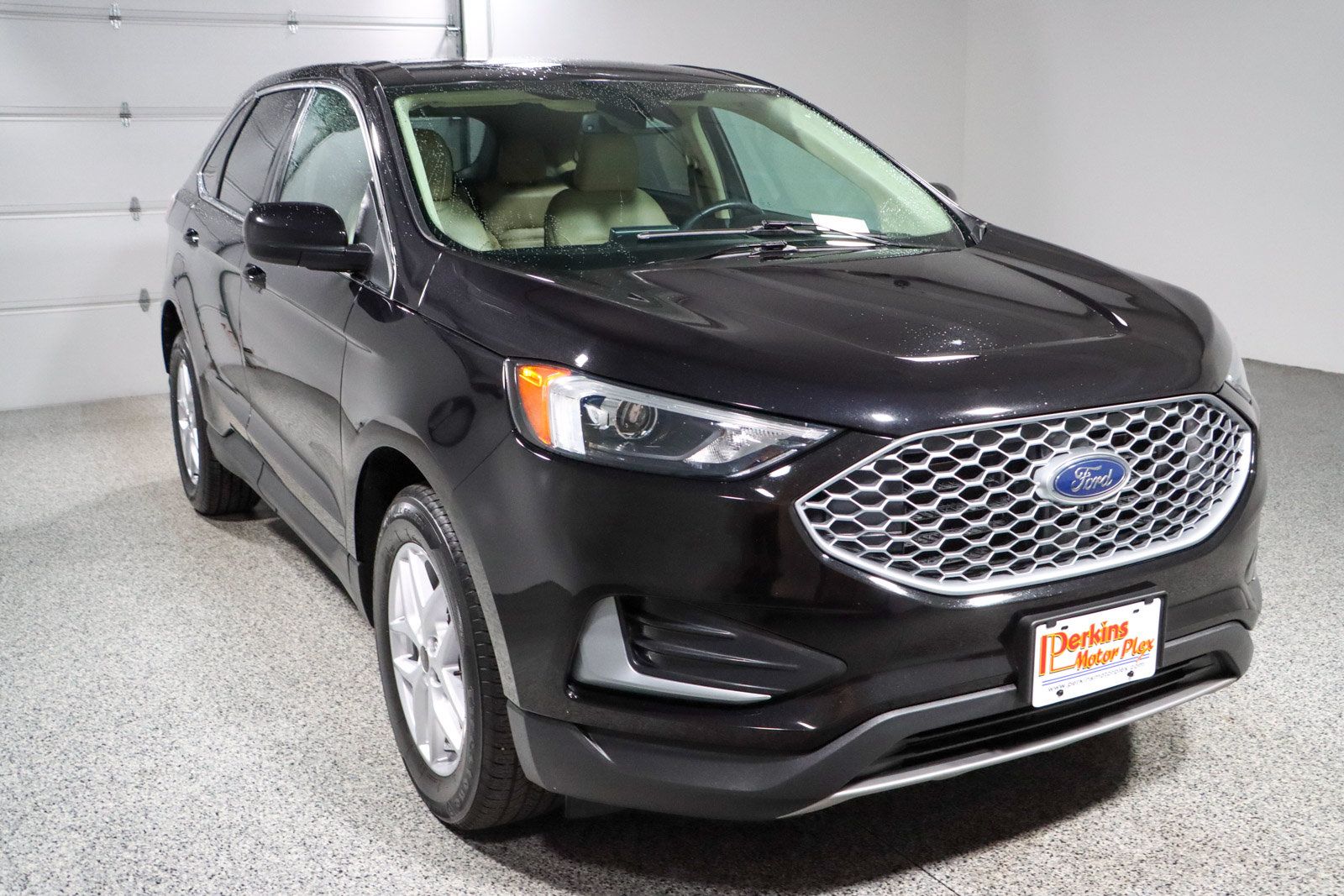 Used 2023 Ford Edge SEL AWD/4WD image 5