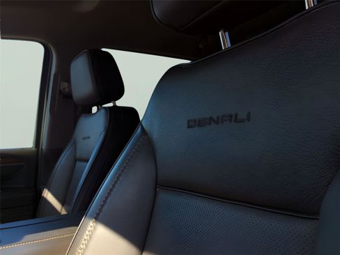 Used 2024 GMC Sierra 3500 Denali image 29