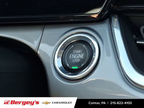 Used 2024 Chevrolet Trax LT w/ Driver Confidence Package FWD image 26