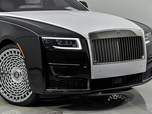 Used 2022 Rolls-Royce Ghost AWD/4WD image 3