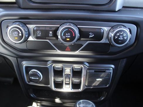 Used 2020 Jeep Wrangler Unlimited Sport S image 30