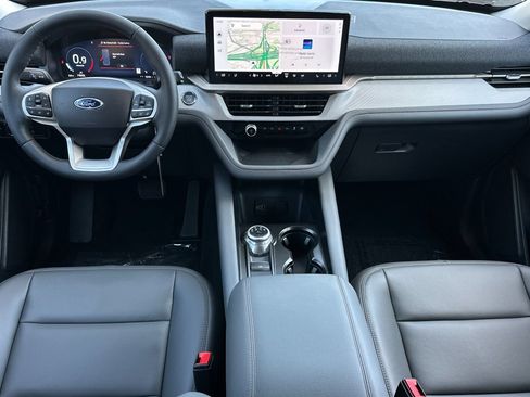 New 2026 Ford Explorer Active w/ Active Comfort Package RWD image 12