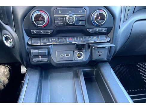 Used 2020 Chevrolet Silverado 2500 LTZ w/ LTZ Plus Package image 14