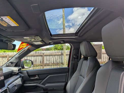Used 2025 Toyota 4Runner Limited RWD image 25