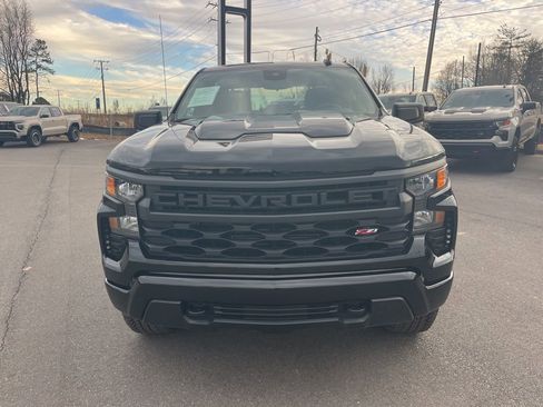 Used 2025 Chevrolet Silverado 1500 Custom Trail Boss w/ Turbomax Blackout Package image 8