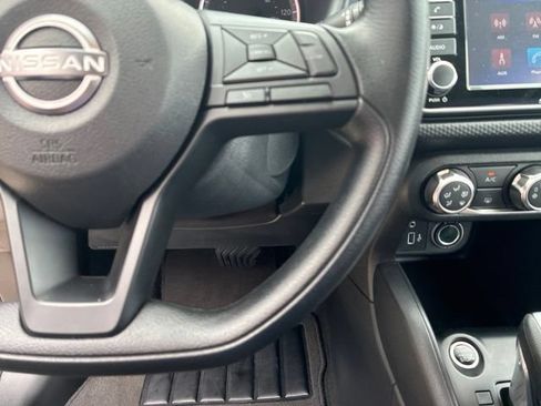 Used 2025 Nissan Kicks Play S FWD image 23