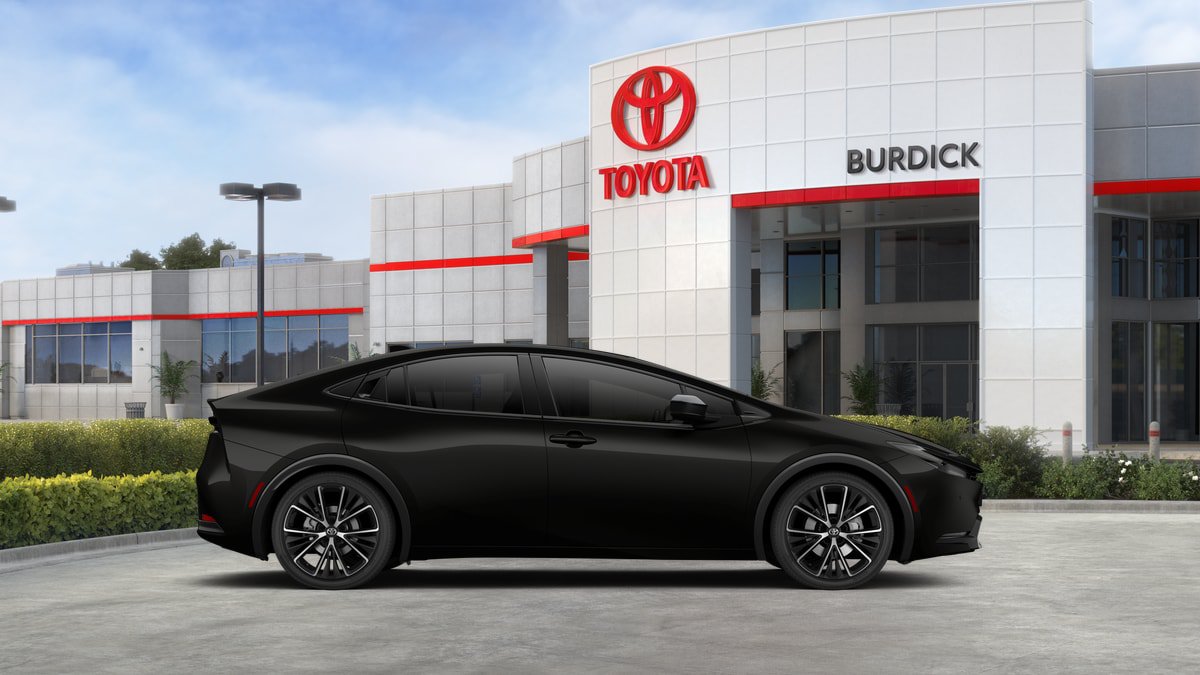 New 2027 Toyota Prius XLE FWD image 12
