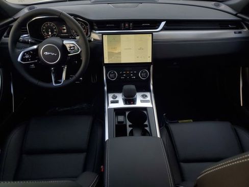 New 2024 Jaguar XF R-Dynamic SE image 15