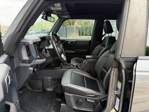 Used 2023 Ford Bronco Black Diamond AWD/4WD image 31
