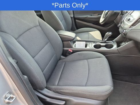 Used 2017 Chevrolet Cruze LT w/ Convenience Package FWD image 20