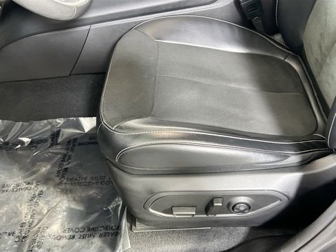 Used 2023 Jeep Grand Cherokee Altitude image 18