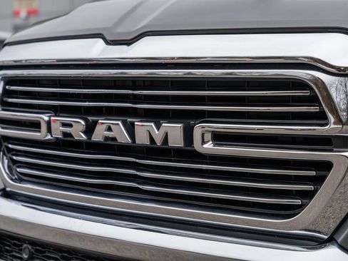 Used 2019 RAM 1500 Laramie image 17