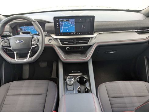 Used 2025 Ford Explorer ST-Line w/ ST-Line Street Pack AWD/4WD image 23