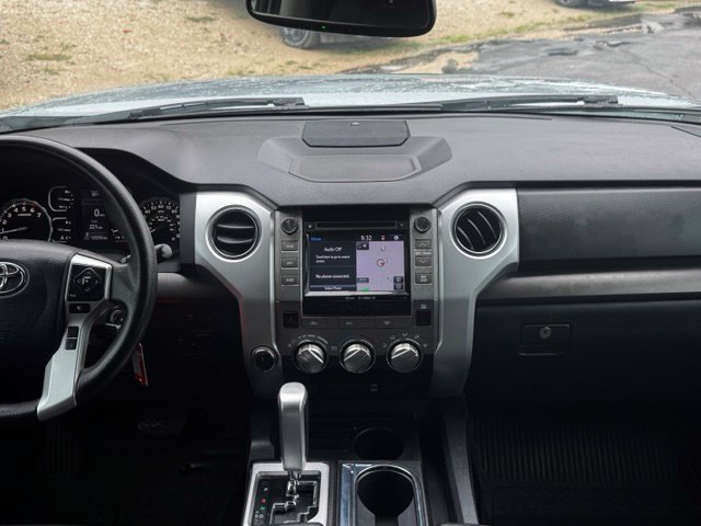 Used 2019 Toyota Tundra SR5 w/ SR5 Upgrade Package AWD/4WD image 27