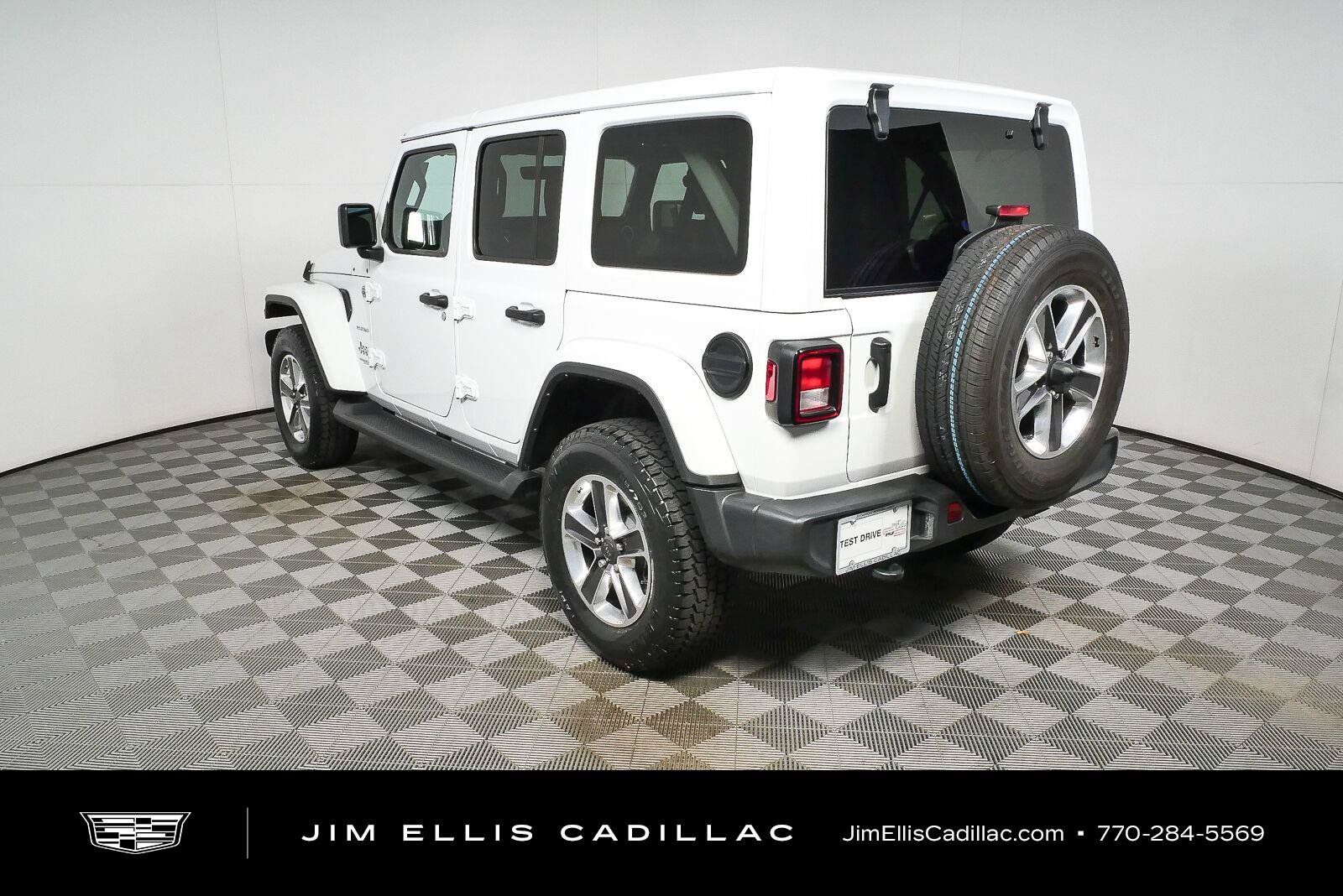 Used 2021 Jeep Wrangler Unlimited Sahara AWD/4WD image 28
