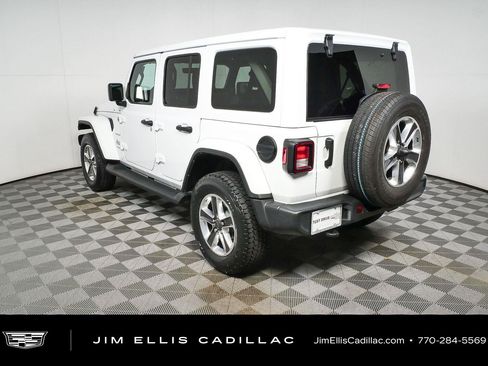 Used 2021 Jeep Wrangler Unlimited Sahara AWD/4WD image 28