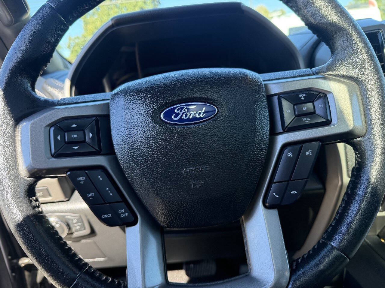 Used 2021 Ford Expedition Max XLT AWD/4WD image 5
