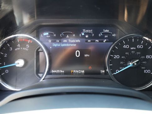 Used 2022 Ford F250 Platinum w/ Tremor Off-Road Package AWD/4WD image 14