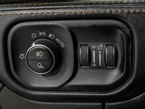 Used 2022 RAM 1500 Limited AWD/4WD image 28