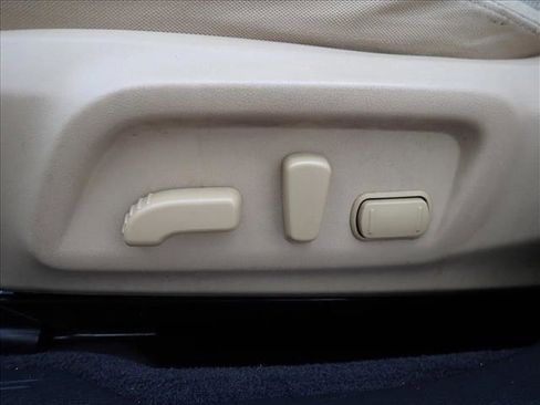 Used 2015 Subaru Outback 2.5i Premium image 12