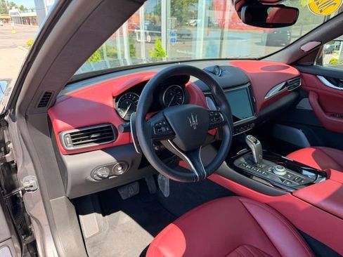 Used 2023 Maserati Levante Modena AWD/4WD image 14