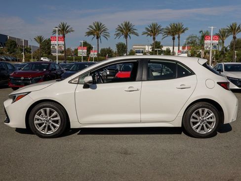 Used 2025 Toyota Corolla SE FWD image 7