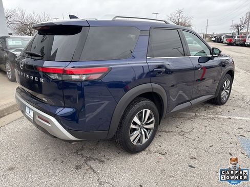 Used 2025 Nissan Pathfinder SL FWD image 30