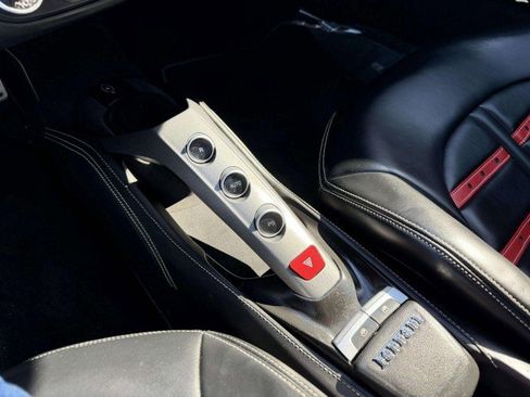 Used 2018 Ferrari 488 GTB image 37