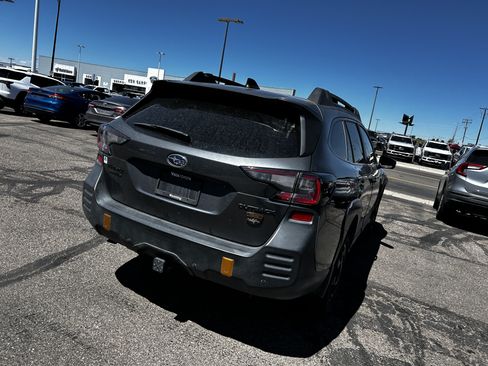 Used 2022 Subaru Outback Wilderness AWD/4WD image 5