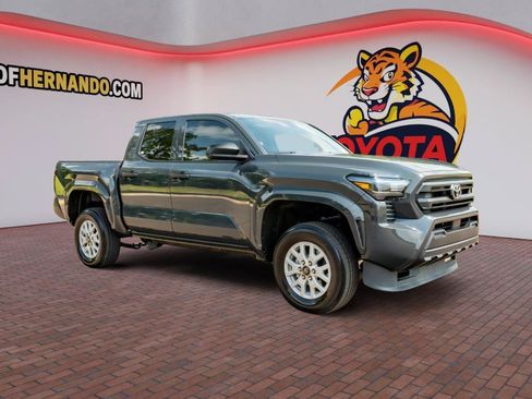 Used 2026 Toyota Tacoma SR RWD image 3