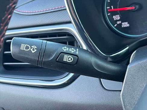 Used 2023 Chevrolet Equinox RS image 22