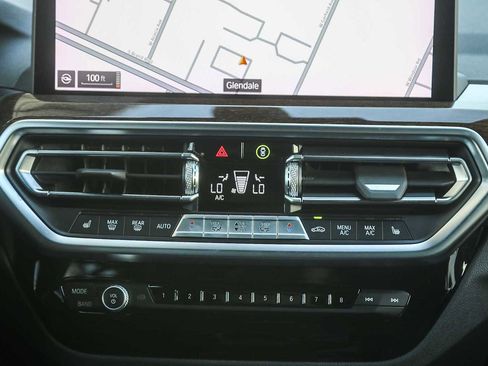 Used 2024 BMW X3 xDrive30i image 10