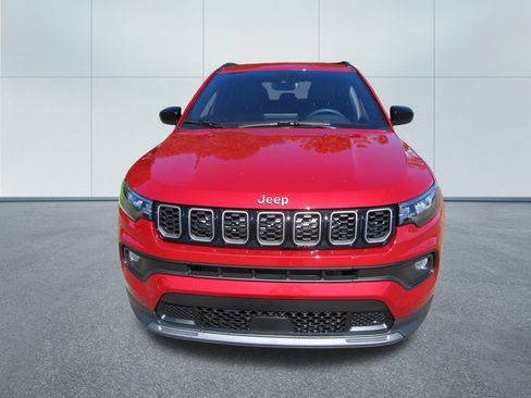 New 2026 Jeep Compass Latitude image 4