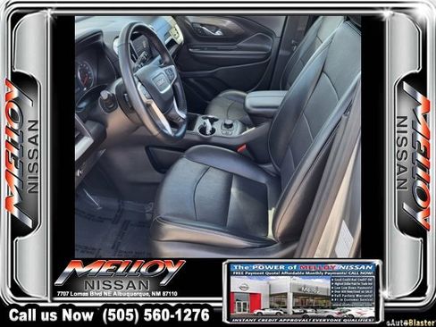 Used 2024 GMC Terrain SLT image 8