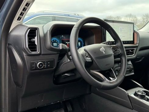 Certified 2025 Ford Bronco Sport Outer Banks w/ Outer Banks Tech Package+ image 10