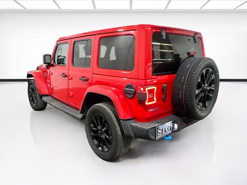Used 2023 Jeep Wrangler Unlimited Sahara AWD/4WD image 6