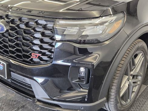 New 2026 Ford Explorer ST w/ Sun And Sound Package AWD/4WD image 7