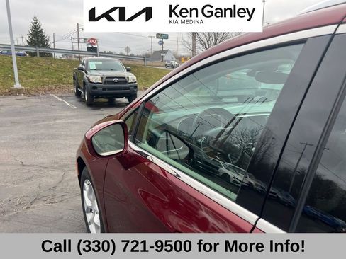 Used 2017 Chrysler Pacifica Touring-L Plus w/ Advanced Safetytec Group image 24