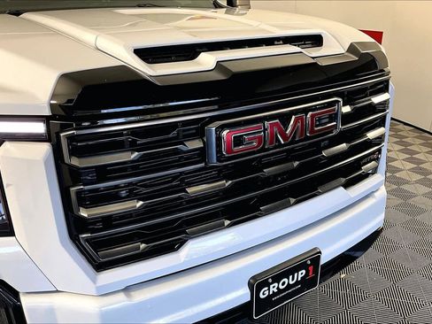 Certified 2024 GMC Sierra 3500 Pro image 25