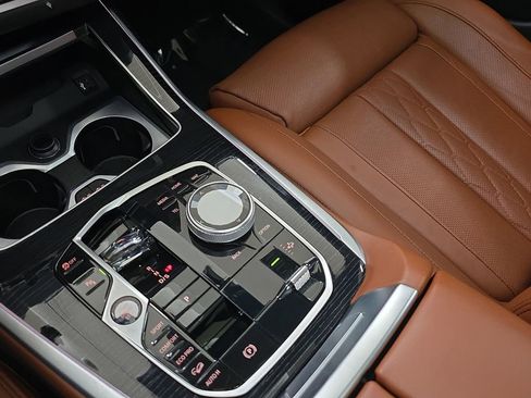 Used 2024 BMW X7 xDrive40i w/ Executive Package AWD/4WD image 26