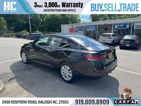 Used 2022 Nissan Sentra S w/ Lighting Package FWD image 3